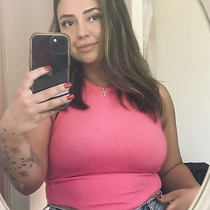 Profile picture for Gabriela T