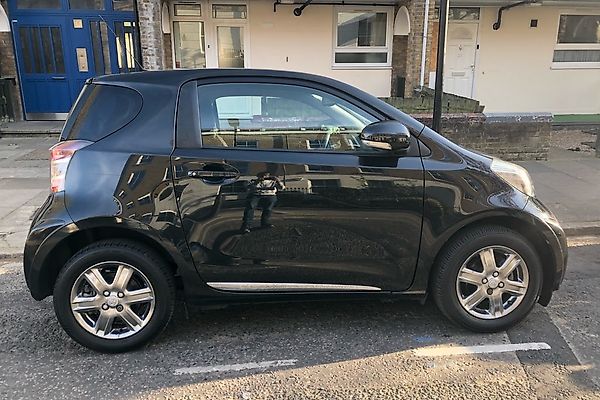 Toyota Iq2