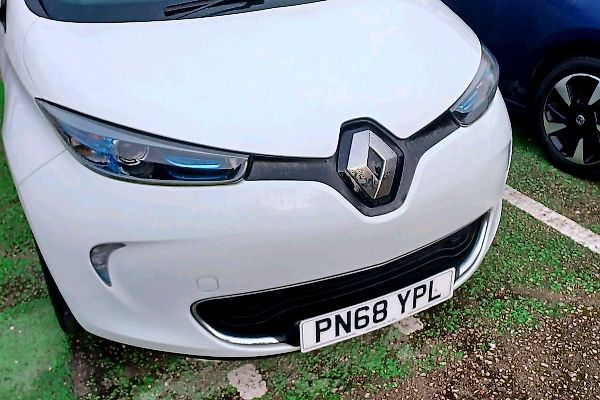 Renault Zoe PN68YPL - Morecambe Town Hall