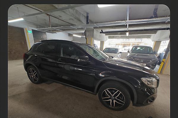 Mercedes GLA
