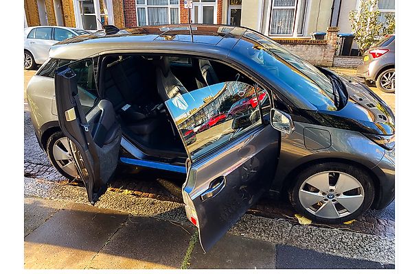 BMW I3