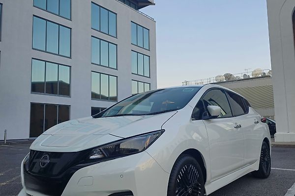 Nissan Leaf EY74VSN