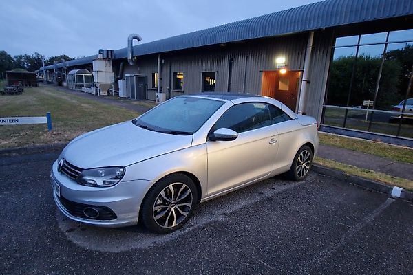 Volkswagen Eos