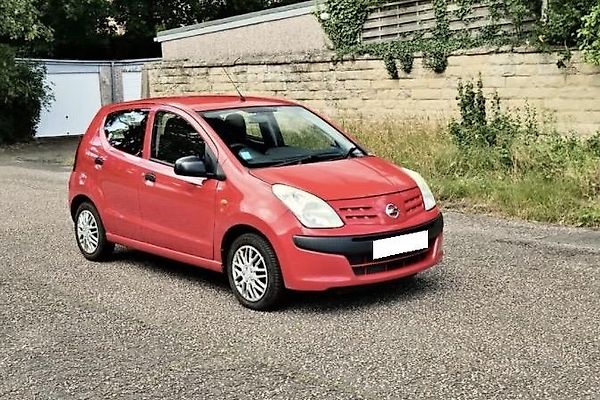 Nissan Pixo