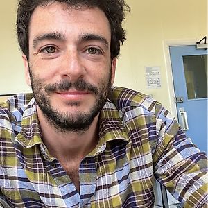 Profile picture for Harry R