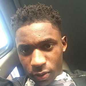 Profile picture for Munzenze B