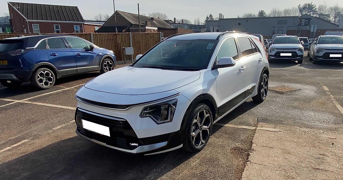 Hire a cheap QuickStart Kia Niro from Norfolk Community Health And Care