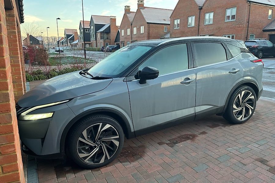 Hire a cheap Nissan Qashqai from Gavin James in Winchester, SO22