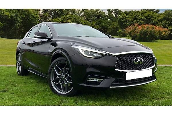Infiniti Q30