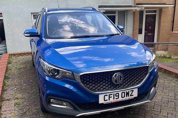 MG ZS