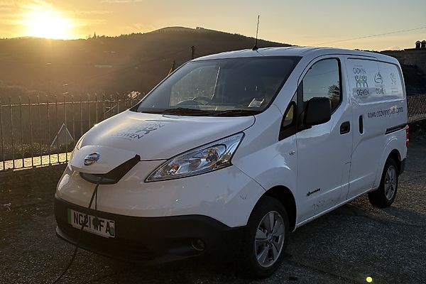Tryfan - Nissan E-Nv200